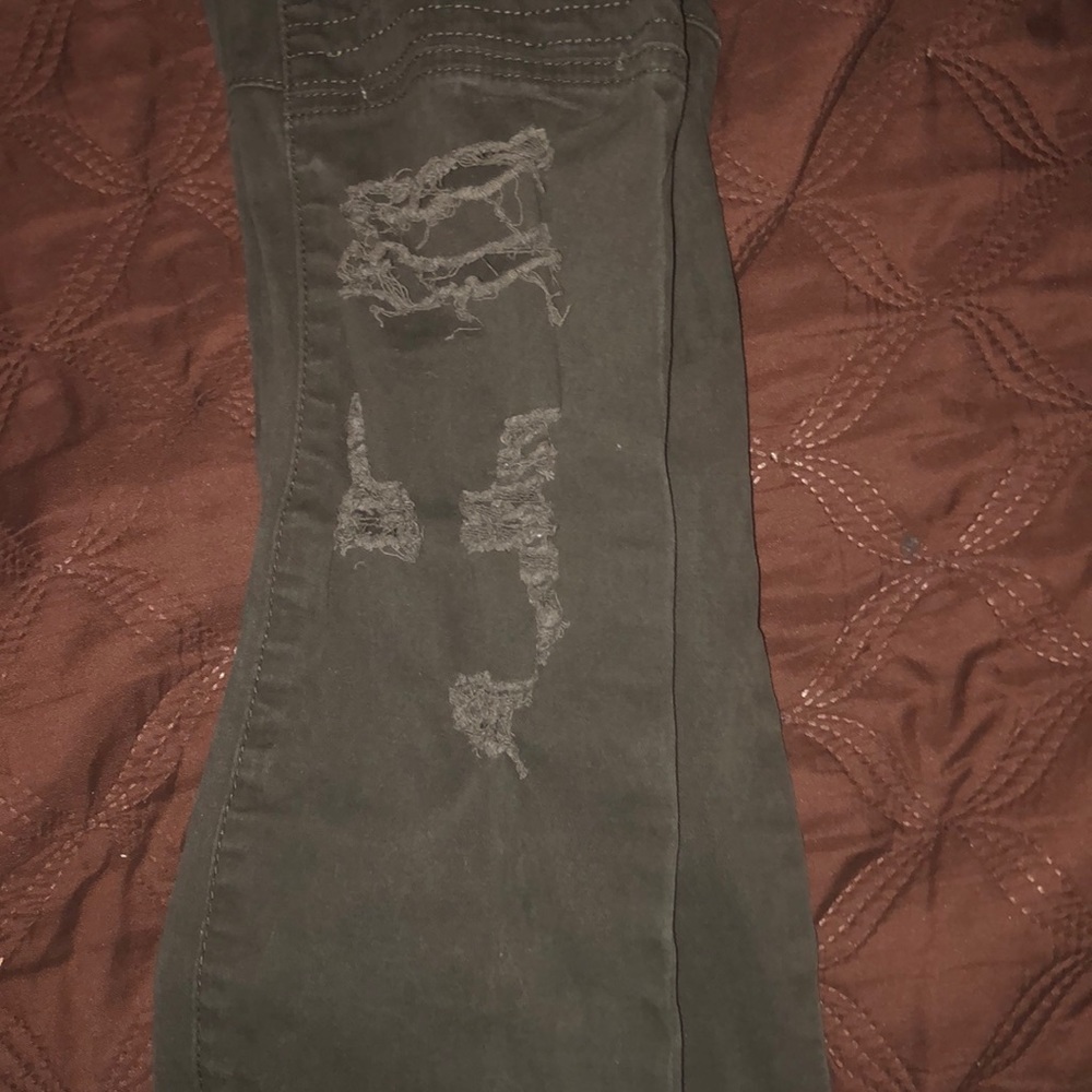 Pants - Picture 4 of 4